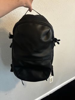 air vault backvack backpack