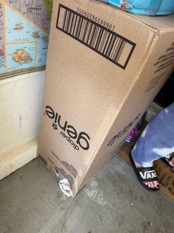 Baby diaper genie