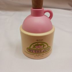 AVON "BY THE JUG," STRAWBERRY BATH FOAM JUG 