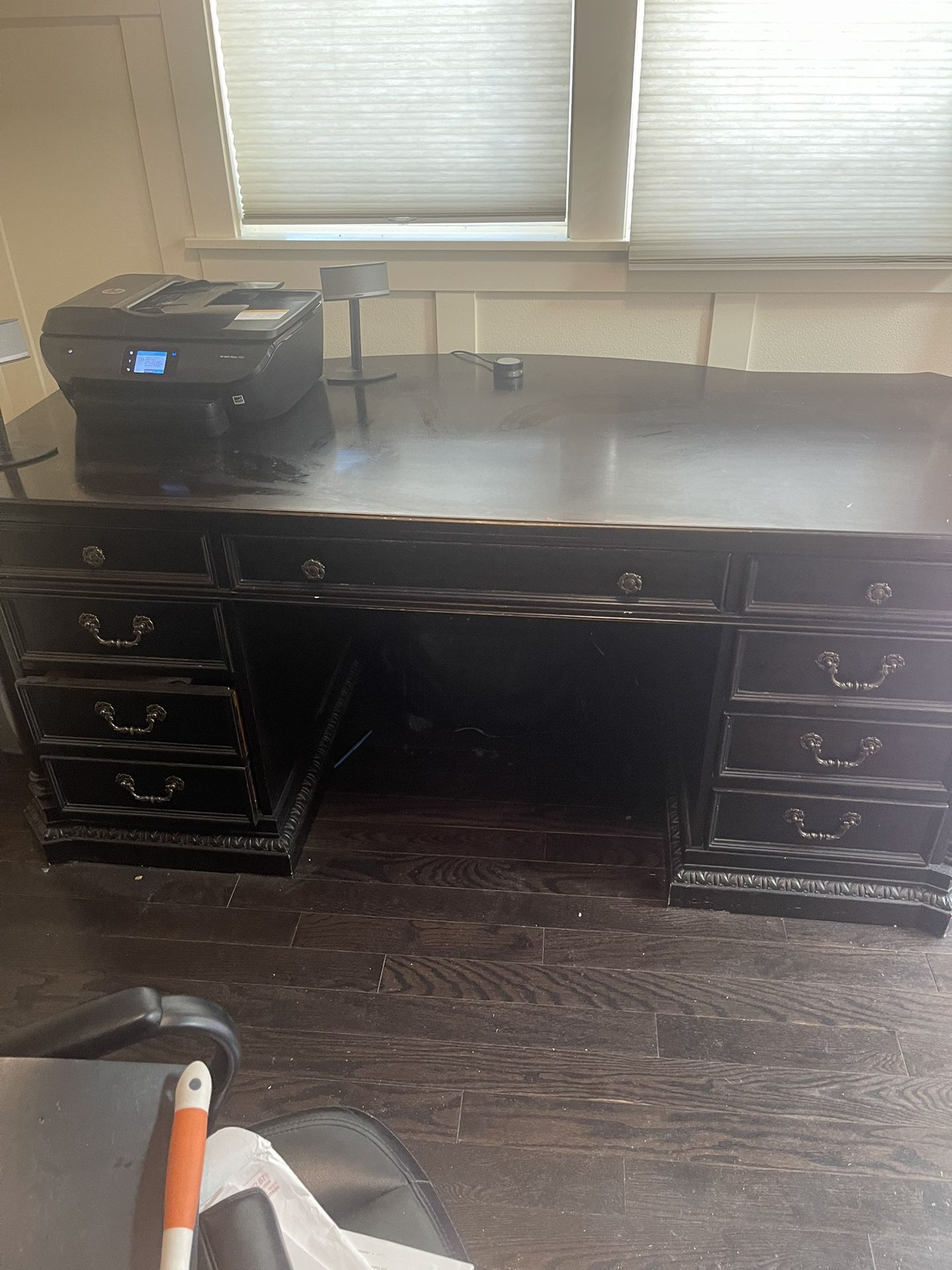 Office/Furniture