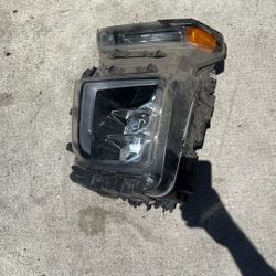 2020 to 2024 Chevrolet Silverado 2500 HD Drivers Side Headlight OEM 