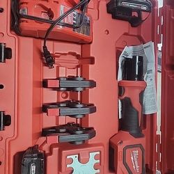 milwaukee m18  pro press tool