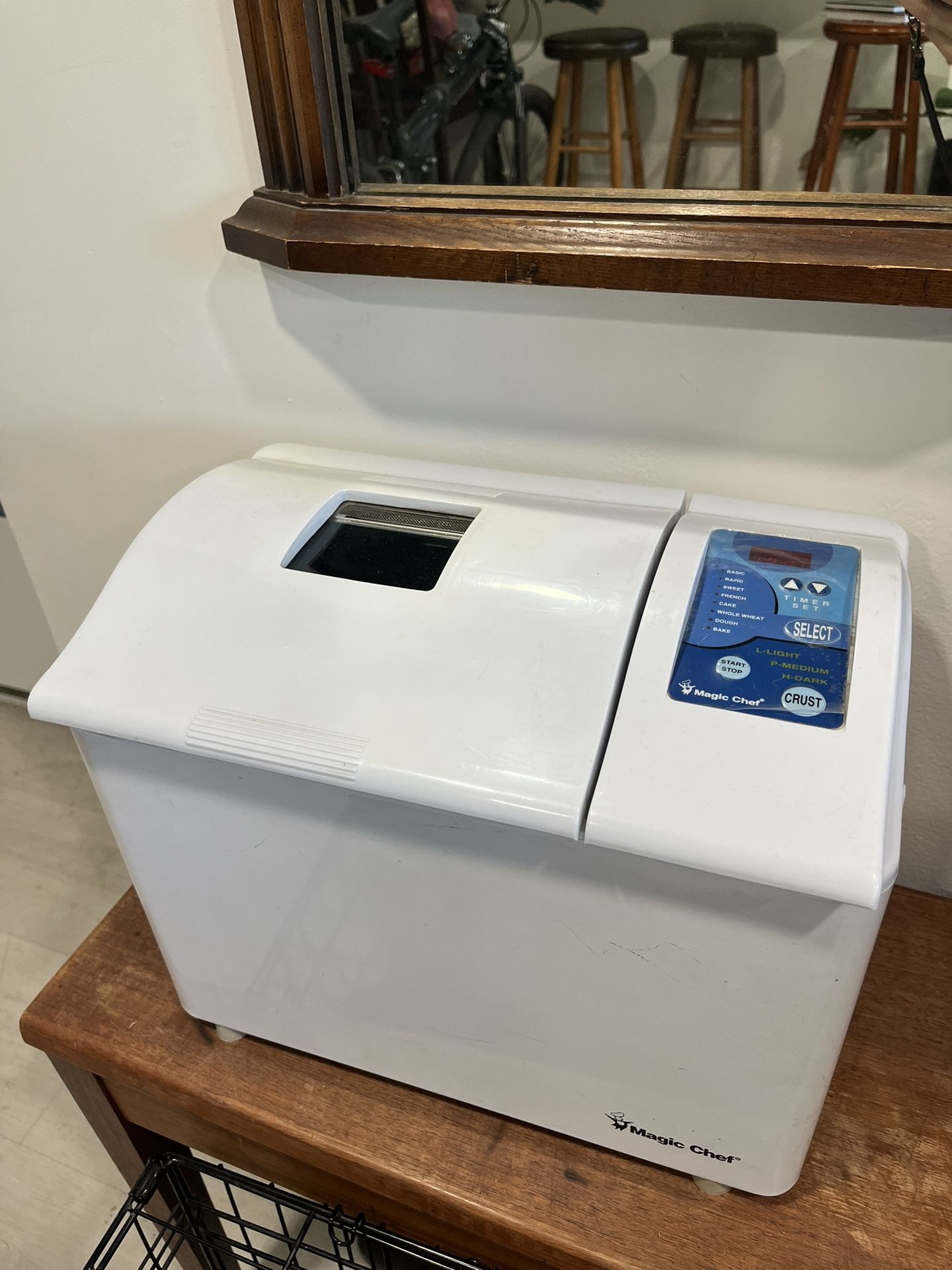 Magic Chef Breadmaker CBM 250