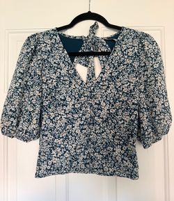 Cute top Abercrombie and fitch size S