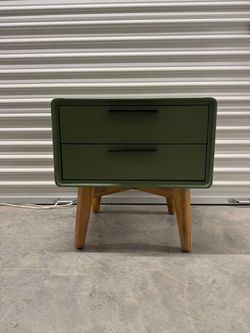 🚨Free Delivery NJ/NY Avocado Nightstand