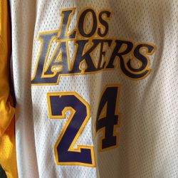 Kobe Bryant jersey 