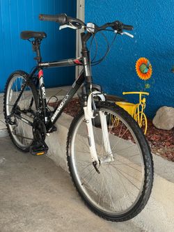 26 Diamondback mountain bike