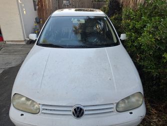 2002 Volkswagen Golf White Hatchback