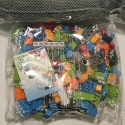 100 Lego Like Pieces