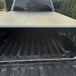 Truck Bed Cover 