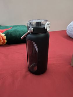 Glass Water Bottle 64 oz