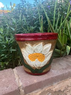 Clay pot