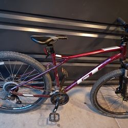 The item shown is a GT Aggressor Expert hardtail mountain bike, which features 