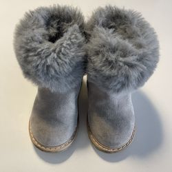 River Island Gray Baby Boots With Faux Fur Outline Size 4