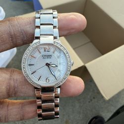 Women’s Silver Citizen’s Watch