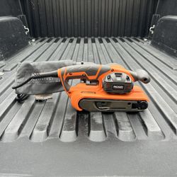 RIDGID 6.5 Amp Corded 3 in.W x 18 in.L Heavy-Duty Variable Speed Belt Sander w/AIRGUARD Technology 