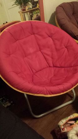Pink foldable chair