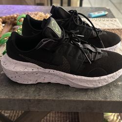 Nike Size 6 Brand New 