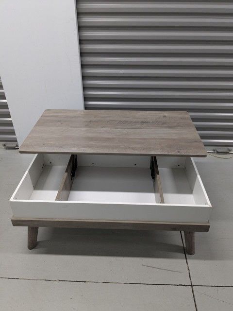 Coffee Table with Lift-Top and Storage Compartment