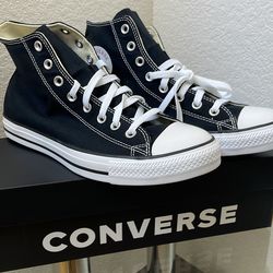 Converse unisex shoes Mens  9.5 / Womens 11.5