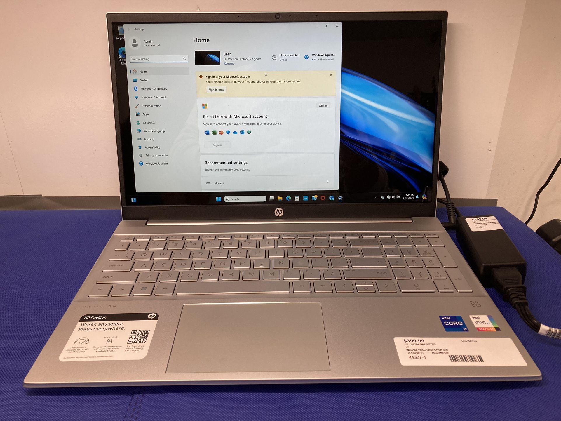 HP 15-EG2067ST WIN11/i7-1255U/12GB /512GB SSD W/CHARGER