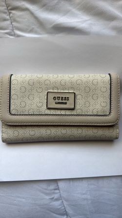 Guess wallet