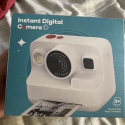 Kids Digital Camera Prints Out Pictures From Camera