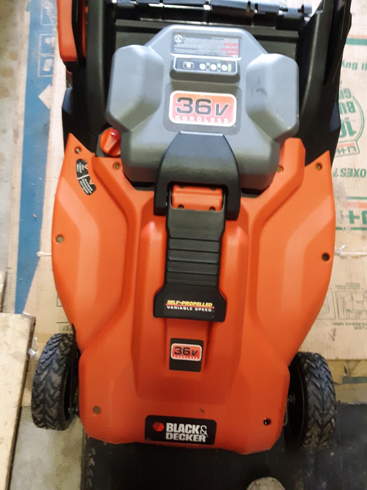 Black & Decker battery operated lawn mower 36 volt for Sale in Gibsonton,  FL - OfferUp
