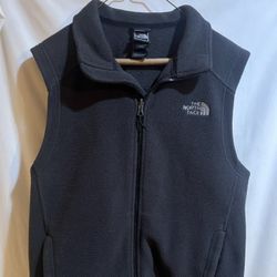 The North Face Full Zip Fleece Vest Black Men Size Medium Used Good Condition $30 Meet Up In Irving @dfwgoods