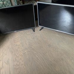 TVs. Works. No Remote Or Plug, Lost Them  In Move 