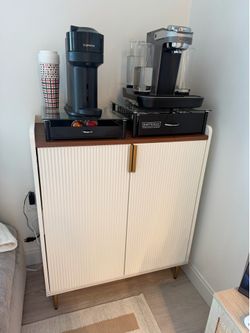 Bar cabinet