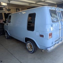 1975 Chevrolet Suburban