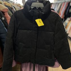 Levi’s Puffer Jacket