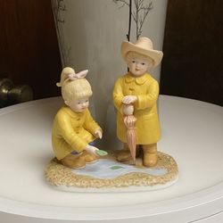 Home interiors and gifts Denim Days porcelain Puddle Jumpers figurine