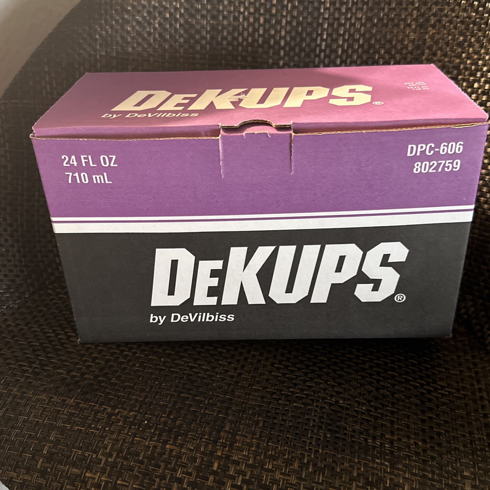 1 Box - Devilbiss DeKups Reusable Cup Frame and Lid - 24 oz.