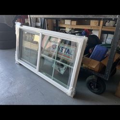 CRYSTAL WINDOWS | WHITE FRAME | 