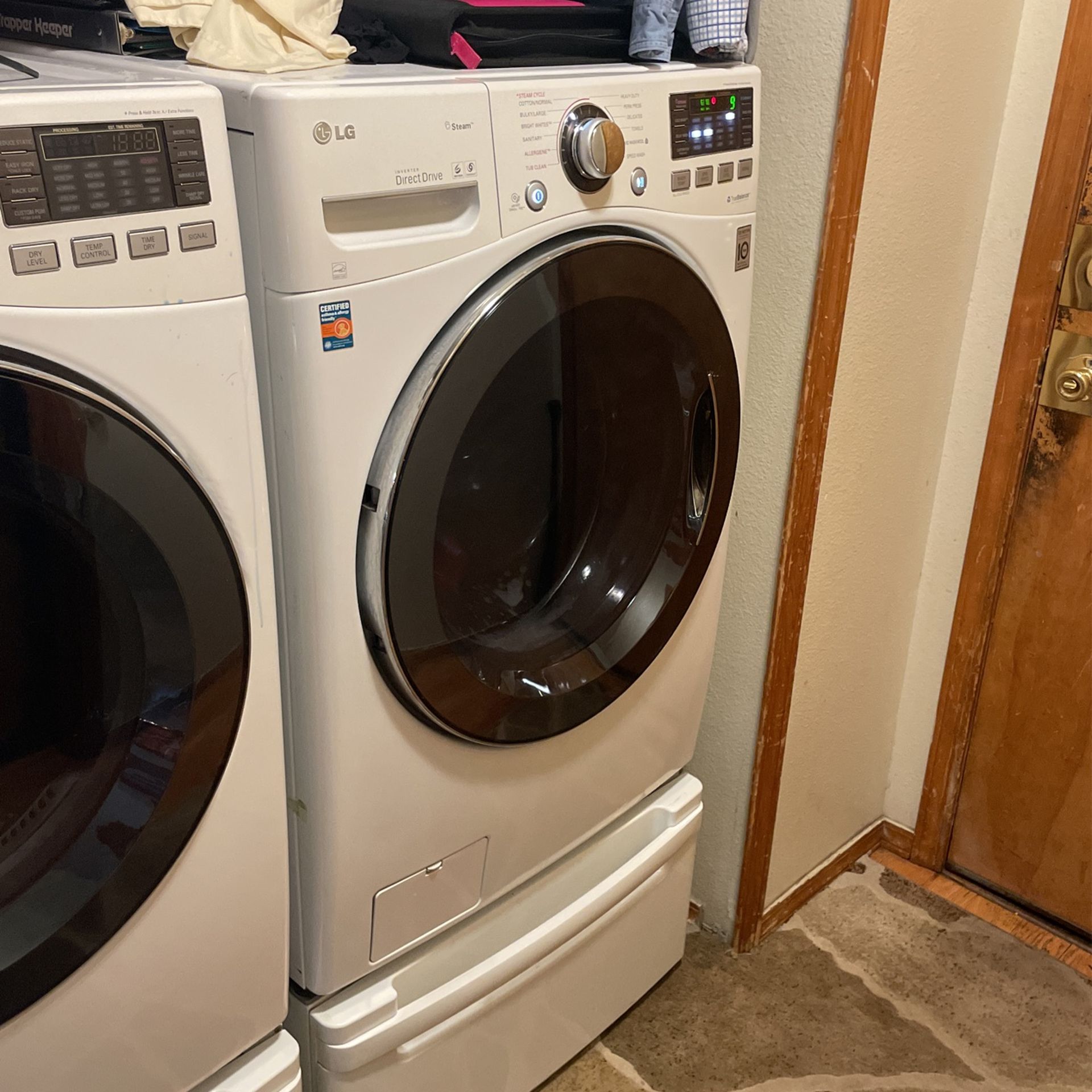 Lg Washer And Dryer With Pedestal