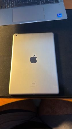 iPad 9th Generation 64 GB memory