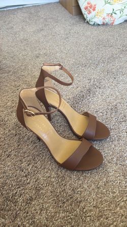 Brown, Laura Conrad Heels, Size 7.5, Worn Once