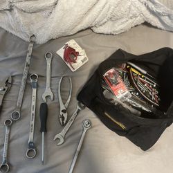 Wrench/ Tools/ Dewalt Bag