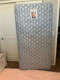 Twin mattresses