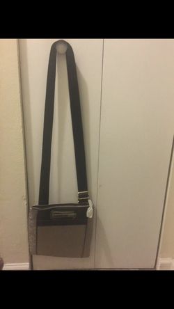 Calvin klein.
