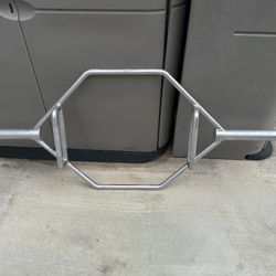 Olympic Hex Bar Shrug Bar 