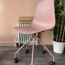  brand new chair blush color