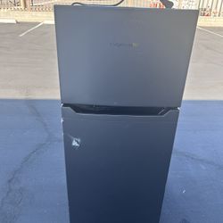 Like New Mini Refrigerator