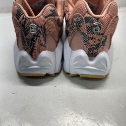 Sneaker Nike Men  Size 9.5 #45534