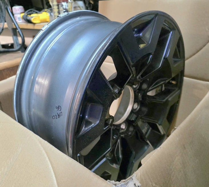 6 LUG 16" RIMS TOYOTA TUNDRA