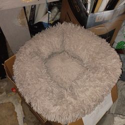 NEW Beige Medium Dog Bed