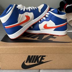 Air Jordan 1 MID