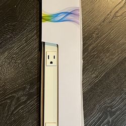 New In Box! Wiremold 6-Outlet Indoor Off-white Power Strip